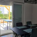 Mansion Duje Holiday home *