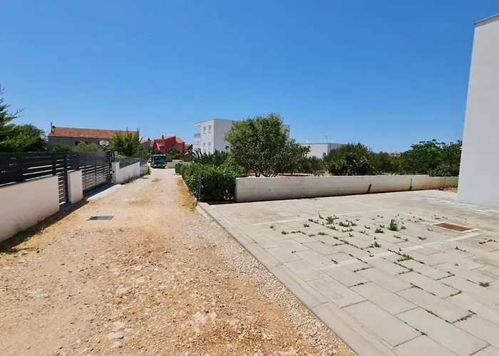 Mansion Duje Brodarica (Sibenik-Knin)