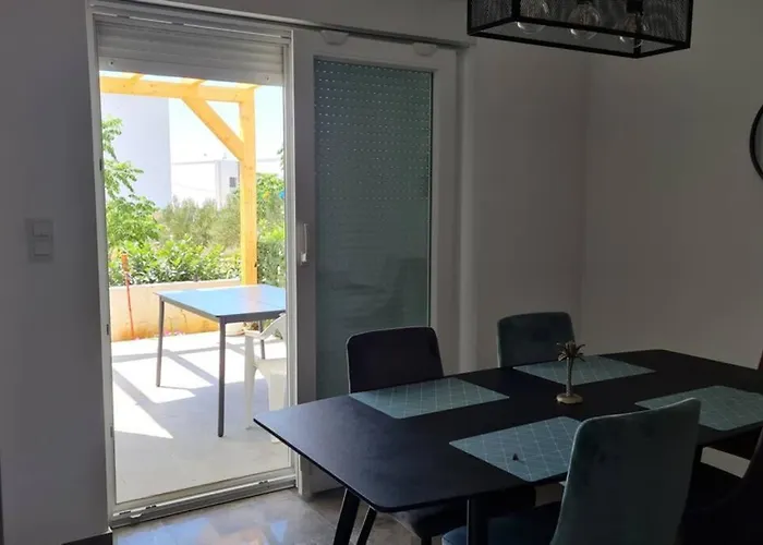 Mansion Duje Feriehus *